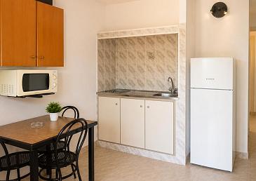 Apartment 2/3 people