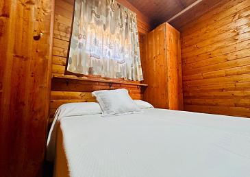 Bungalow en bois 4/5 personnes