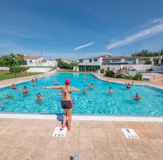 Animación a la piscina Camping Playa y Fiesta Miami Playa Costa Dorada