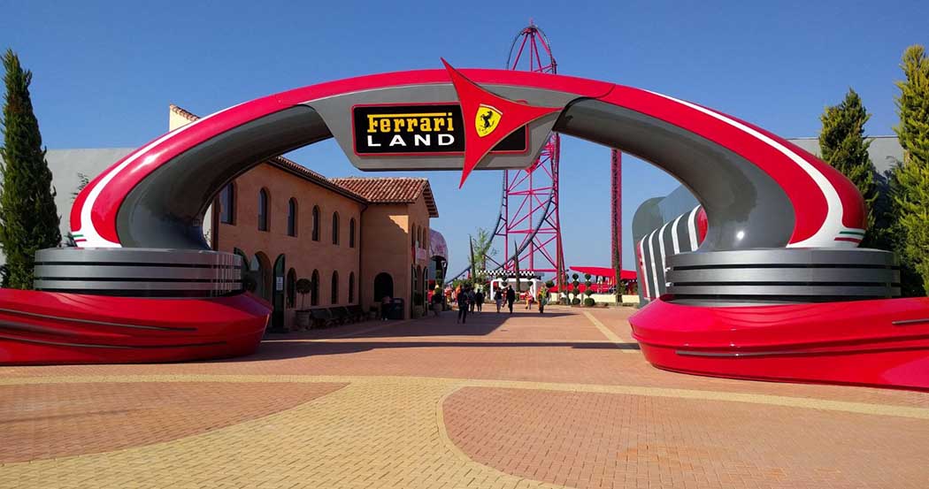 Parc d'atraccions Ferrari Land Port Aventura Tarragona Camping Playa y Fiesta Miami Platja Costa Daurada