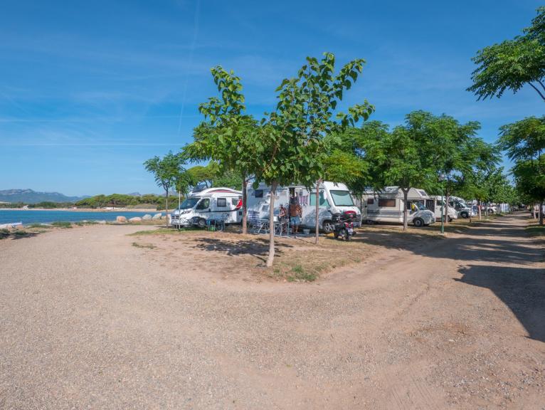 Camperpark a la platja Camping Playa y Fiesta Miami Playa Costa Dorada